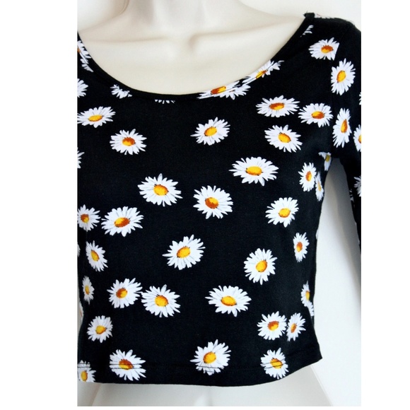 Crop Top Daisy Flower Indie Cottagcore Farmcore - Picture 3 of 8